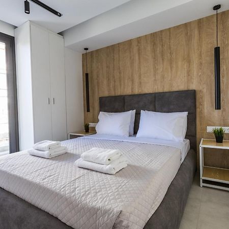 Varkiza Luxury Suites By Raise Vari  Luaran gambar