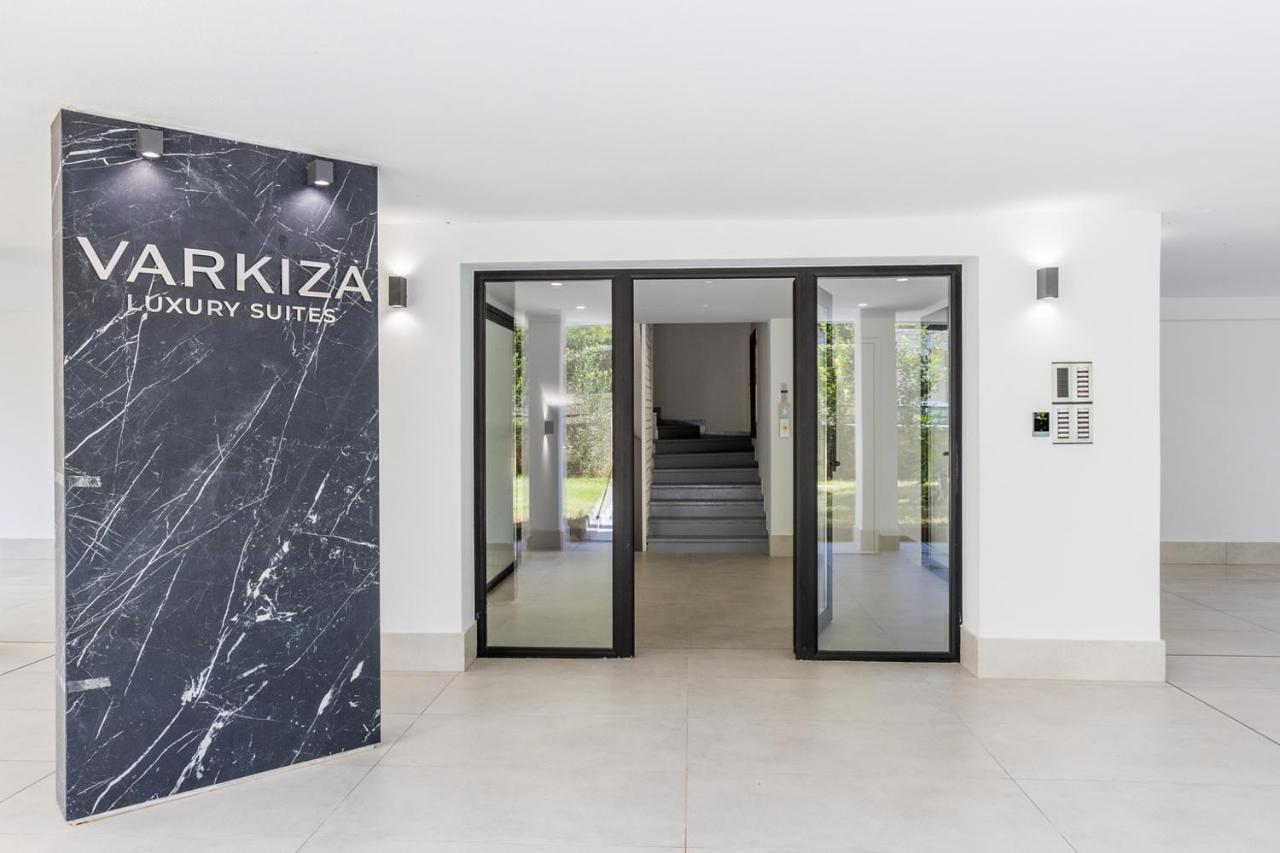 Varkiza Luxury Suites By Raise Vari  Luaran gambar