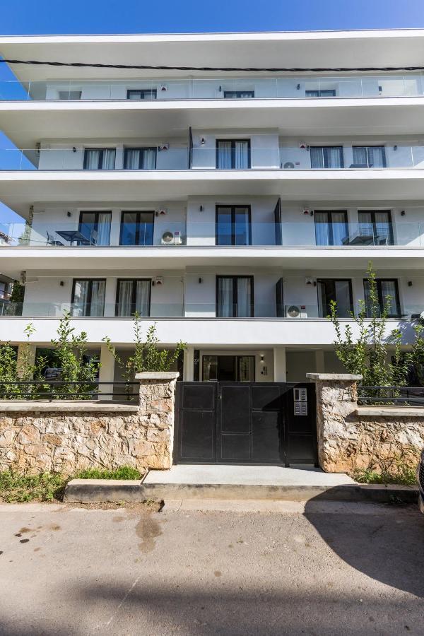 Varkiza Luxury Suites By Raise Vari  Luaran gambar