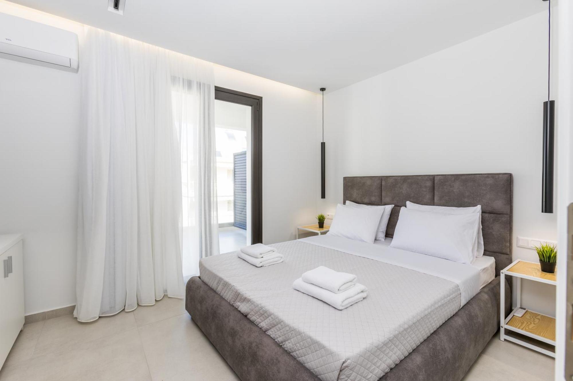 Varkiza Luxury Suites By Raise Vari  Luaran gambar
