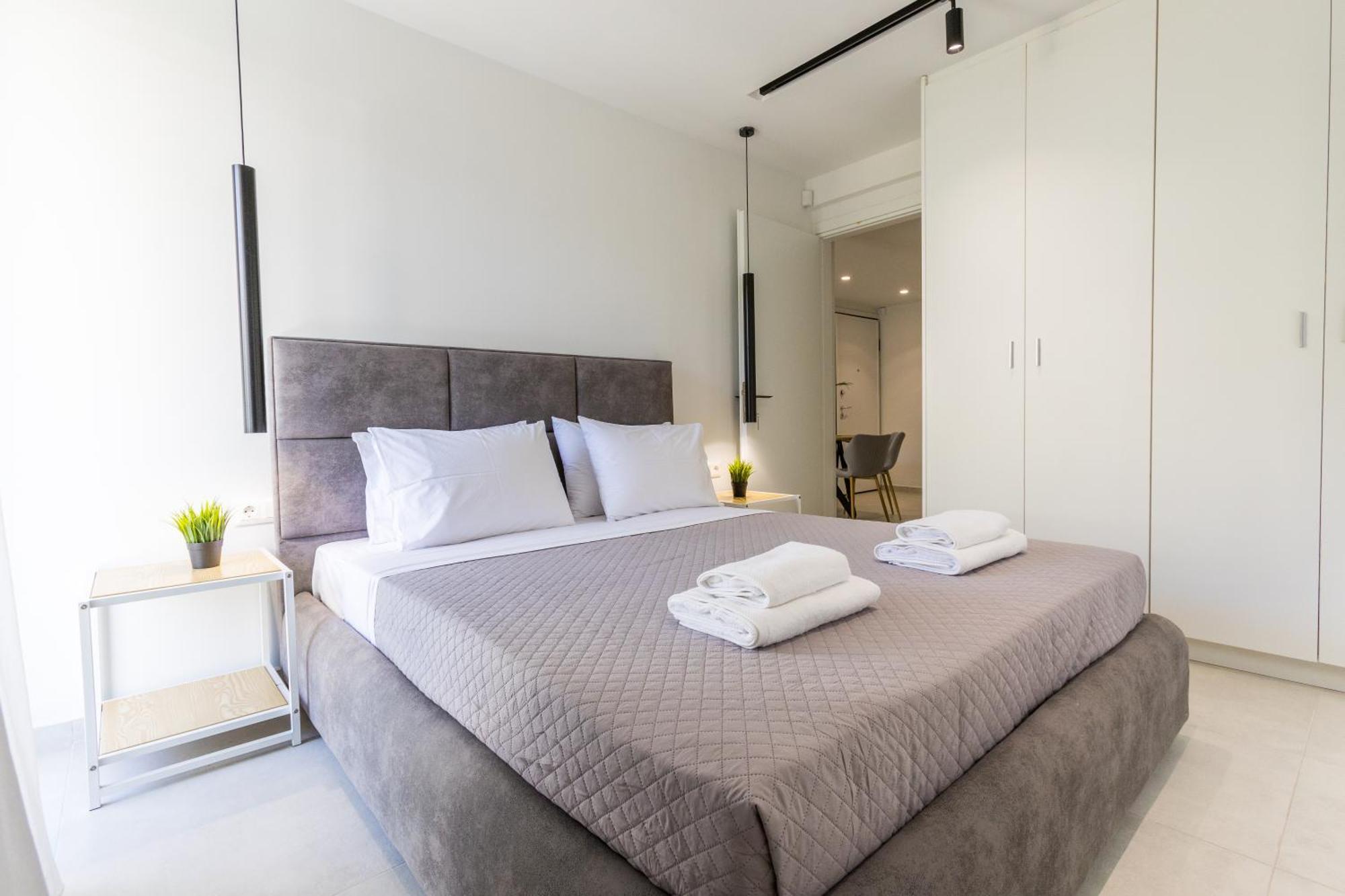 Varkiza Luxury Suites By Raise Vari  Luaran gambar