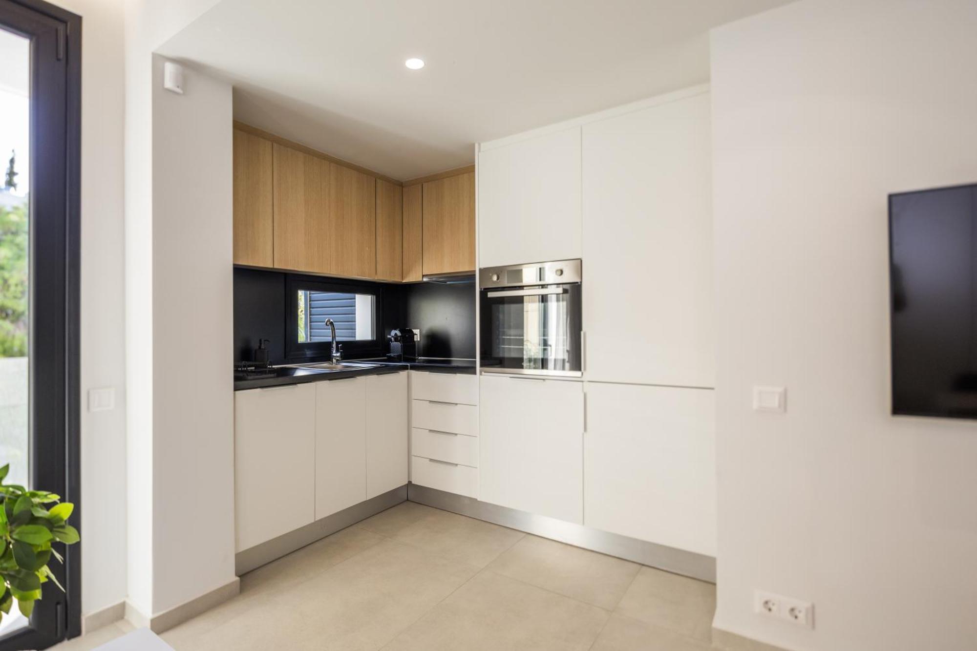 Varkiza Luxury Suites By Raise Vari  Luaran gambar