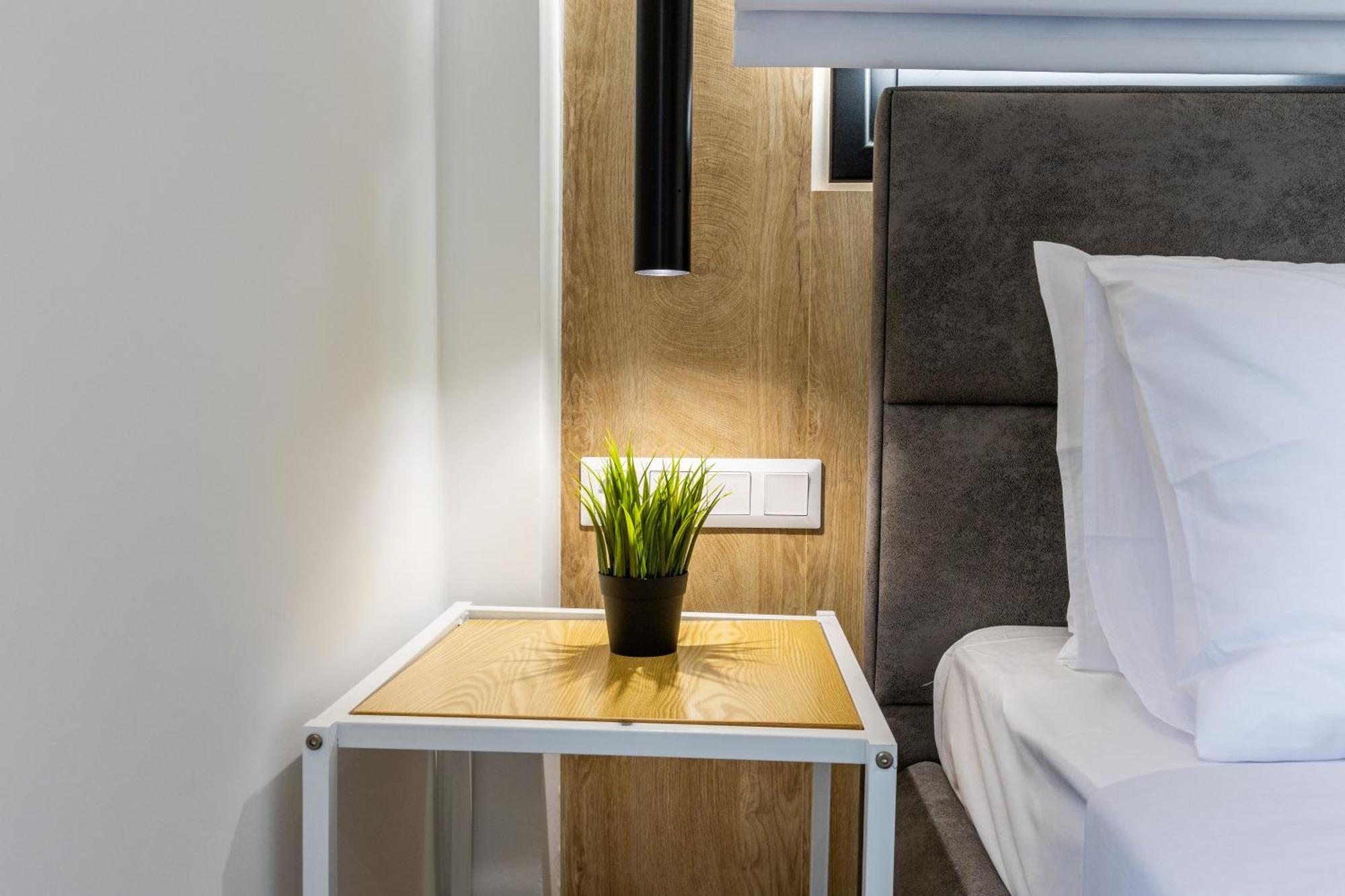 Varkiza Luxury Suites By Raise Vari  Luaran gambar